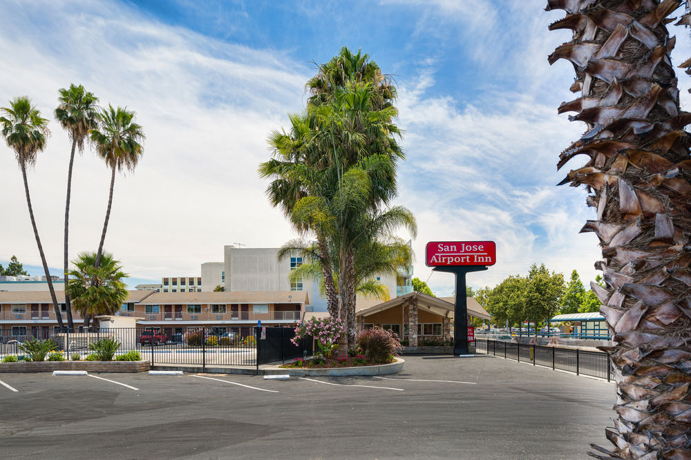 San Jose Airport Inn - photo 11