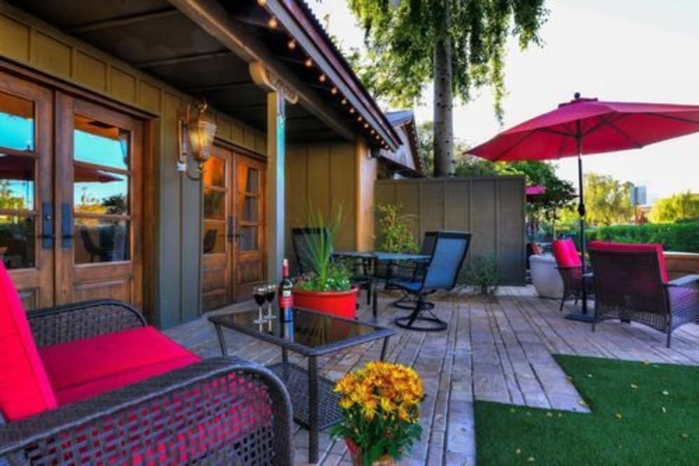 Winery Suites of Scottsdale - photo 5