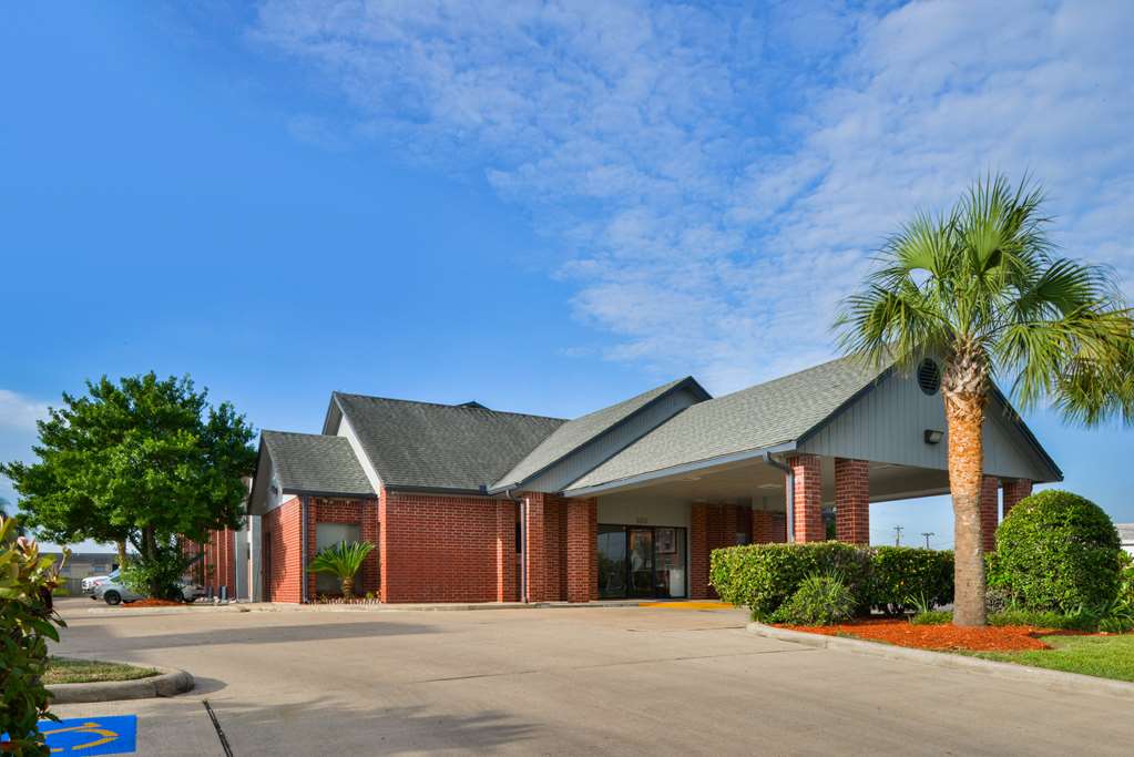 Americas Best Value Inn Pasadena Houston - photo 4