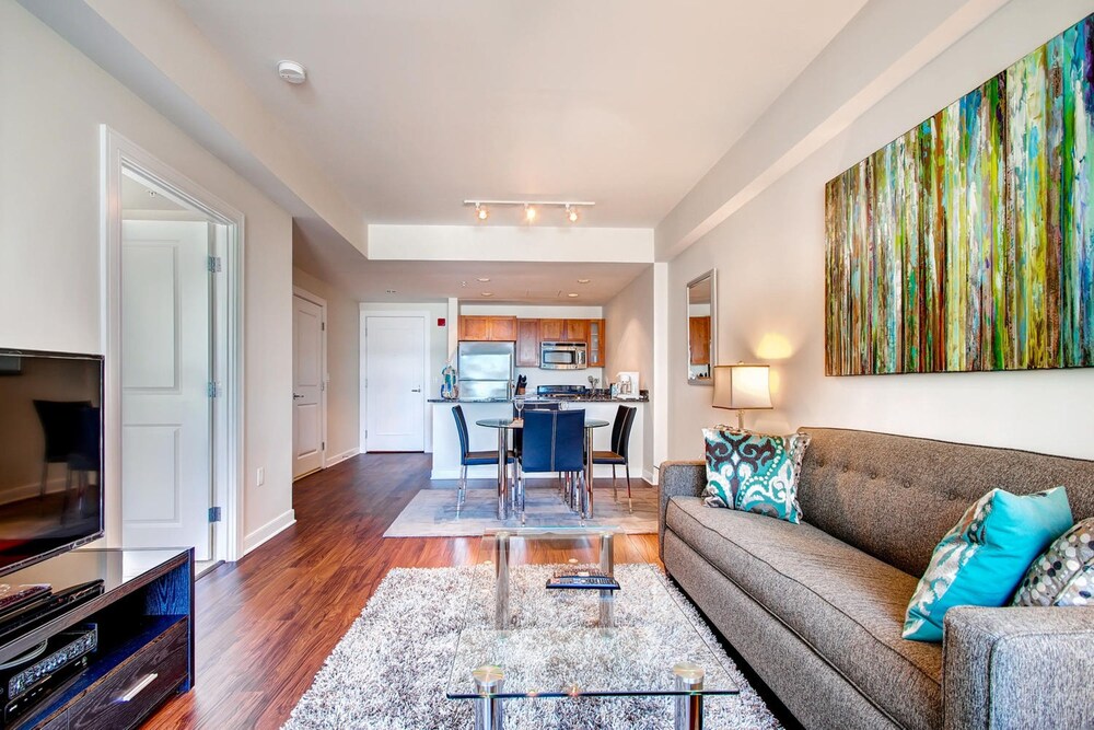 Global Luxury Suites Mass General Hospital in Boston, United States