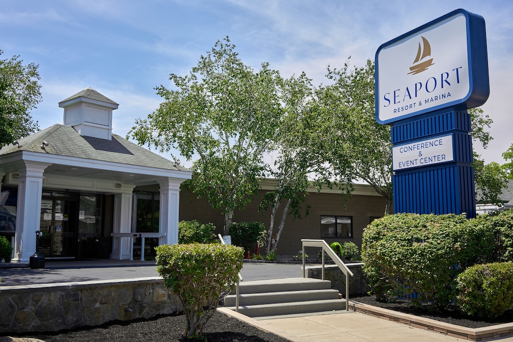 Seaport Resort & Marina - photo 2