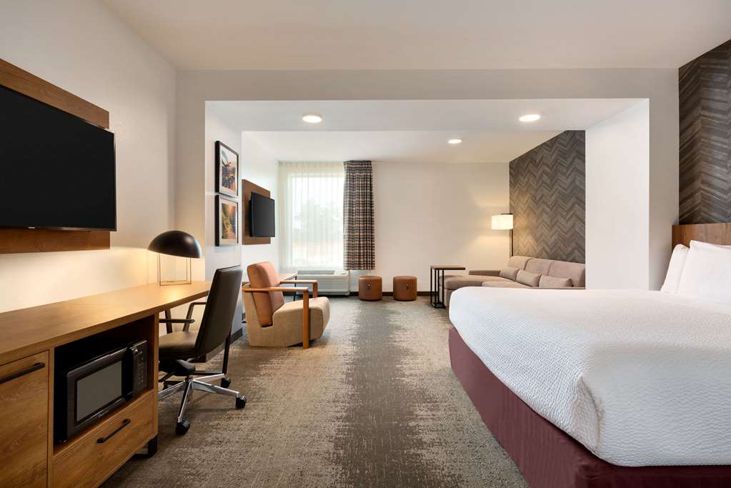 La Quinta Inn & Suites Santa Rosa Sonoma - photo 25