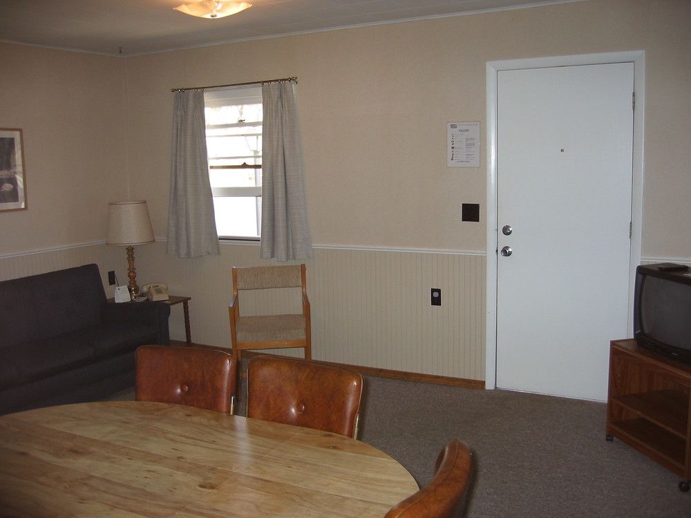 Golden Arrow Resort - photo 17