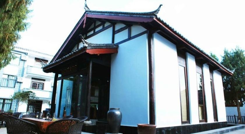 Cloudscape Boutique Inn - carbon neutral hotel in Lijiang