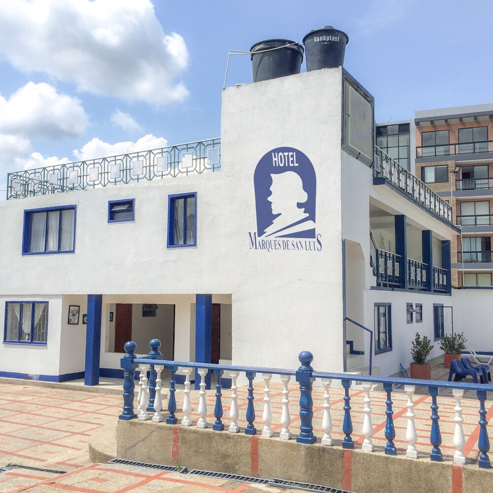 Hotel Cv Marques De San Luis — Melgar