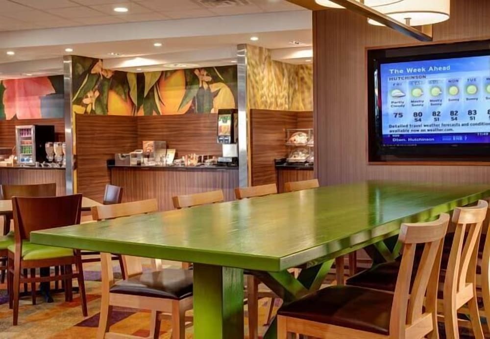 Fairfield Inn & Suites Utica - photo 24