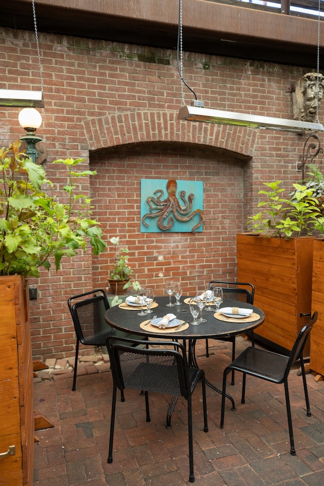 Tabard Inn - photo 85