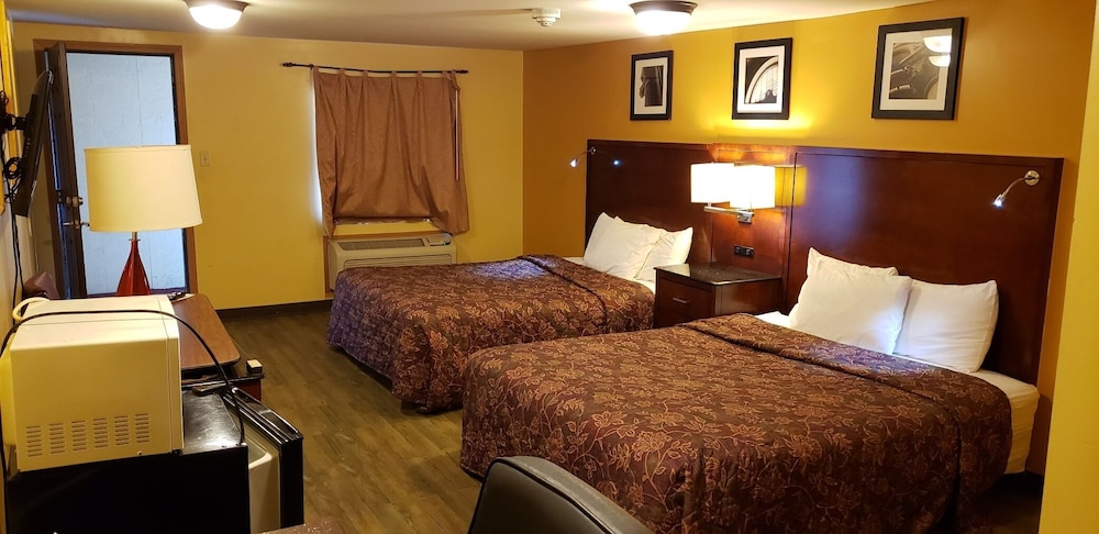 Regal Inn Coffeyville - photo 7