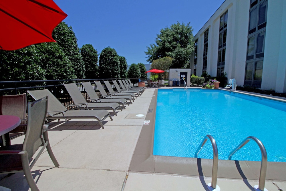 Hampton Inn Norfolk Chesapeake - photo 21