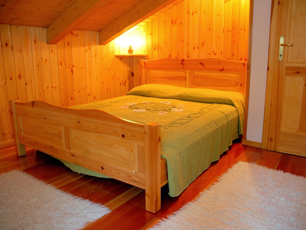 Belvilla by OYO Pippi Intero — hotel in Pieve Di Ledro