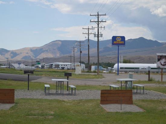 Sacajawea Inn - photo 7