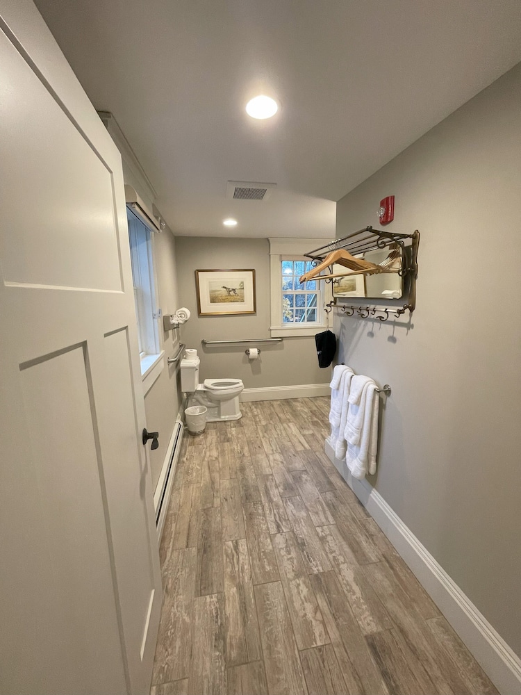 Brook Bound Inn - photo 89