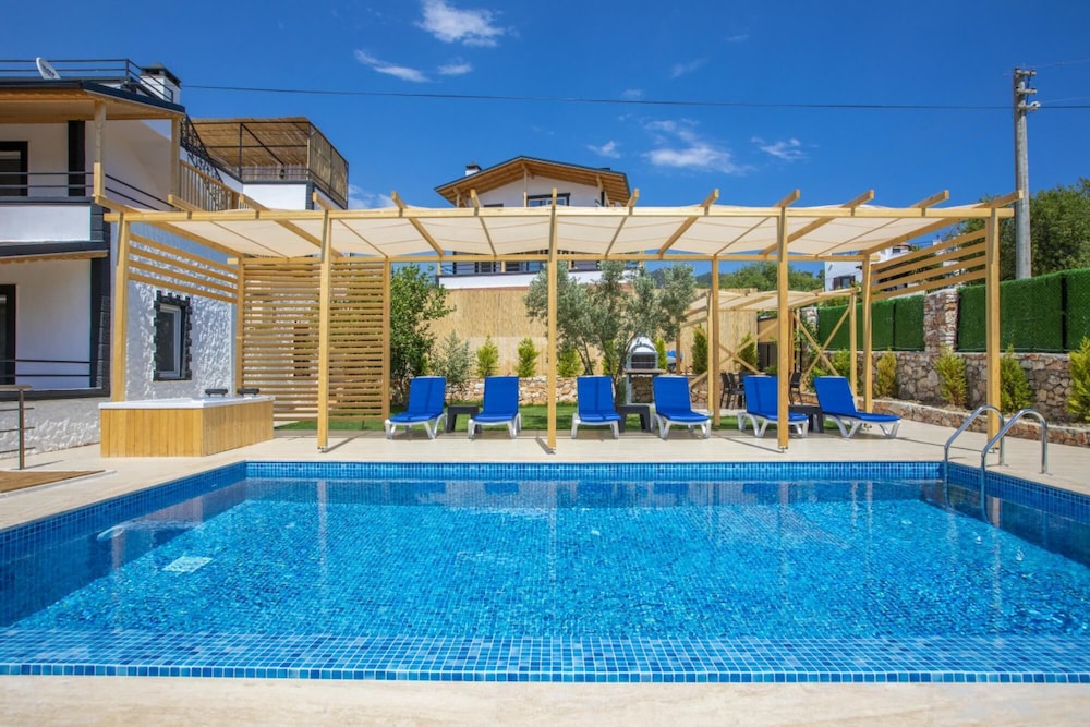 House W Private Pool And Jacuzzi in Kas — 4-Star Luxury Hotel in Kas, Turkey
