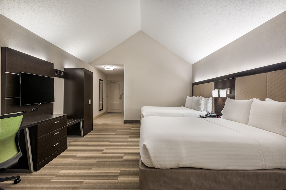 Holiday Inn Express & Suites Florence I 95 & I 20 Civic Ctr by IHG - photo 25