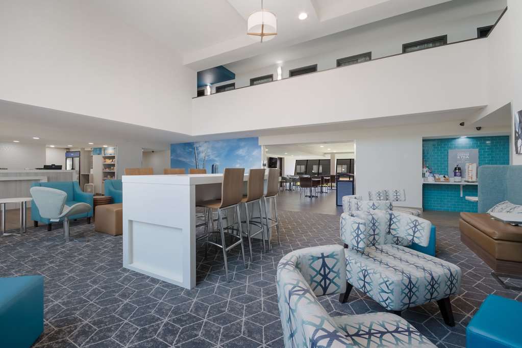 Clarion Pointe OKC Airport - photo 42