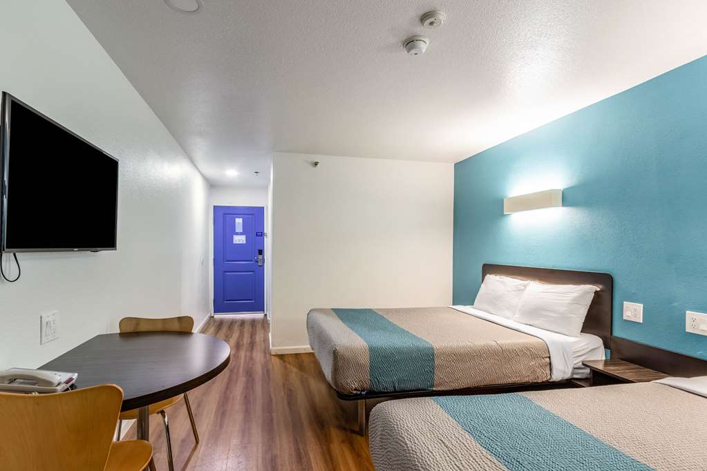 Motel 6 Fountain Valley CA Huntington Beach Area - photo 11