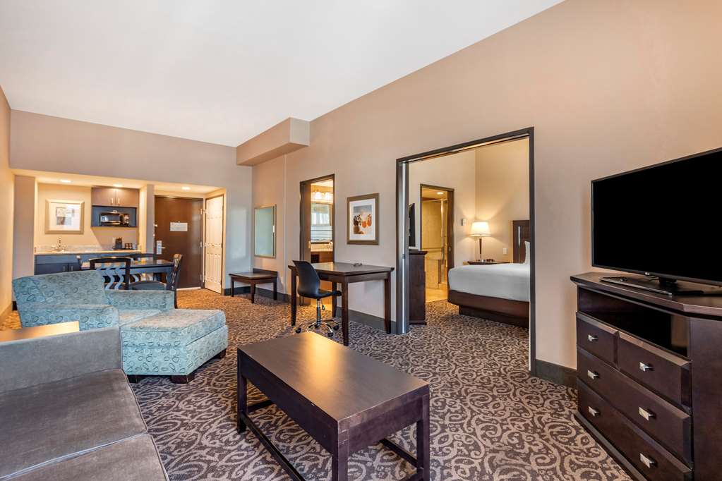 Best Western Plus Las Vegas South Henderson - photo 19