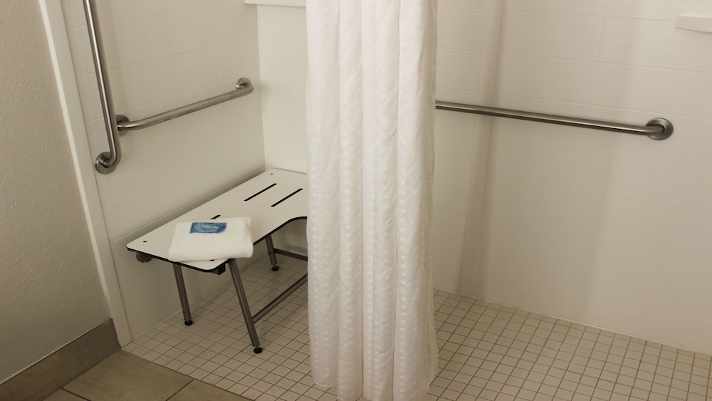 Holiday Inn Express Winfield Teays Valley - photo 7