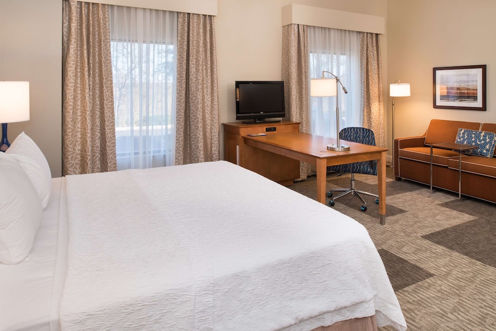 Hampton Inn & Suites Schertz - photo 20