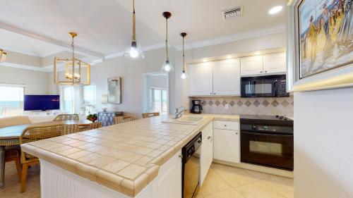 Beach Manor 0812 - photo 12