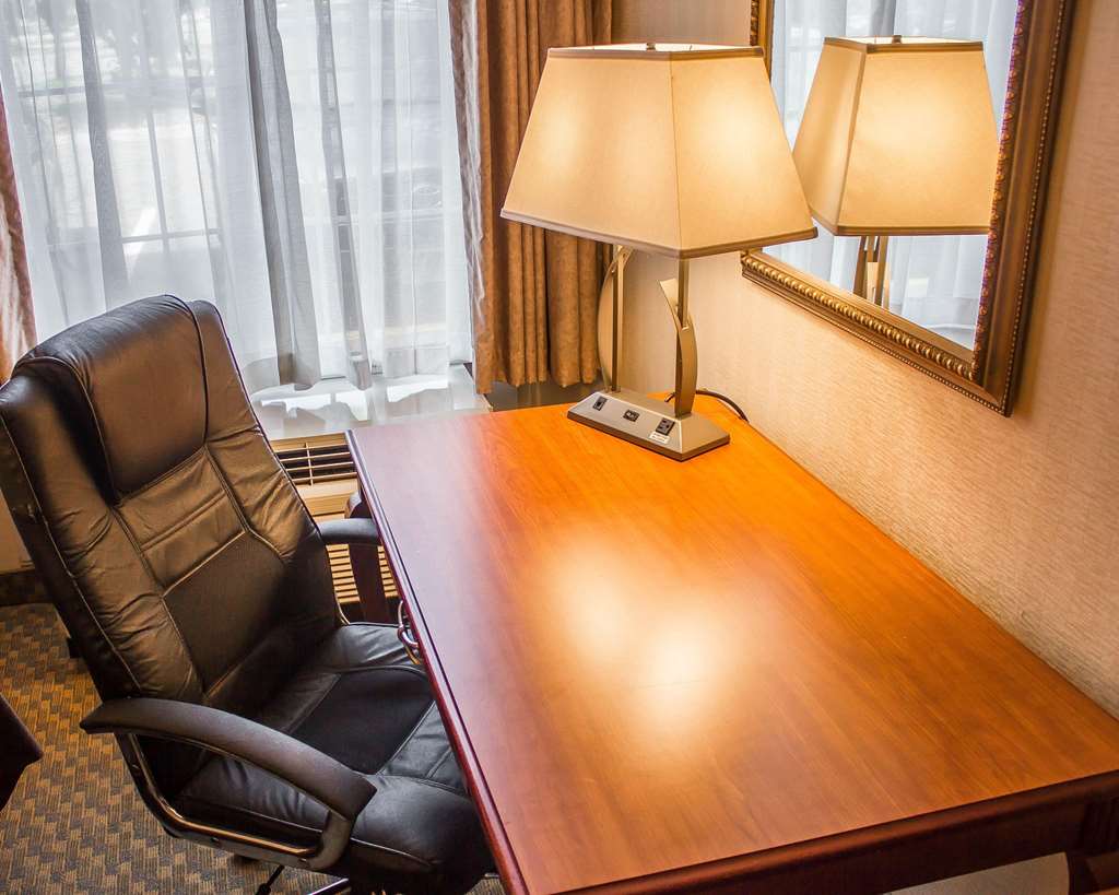 Comfort Inn Wethersfield Hartford - photo 10