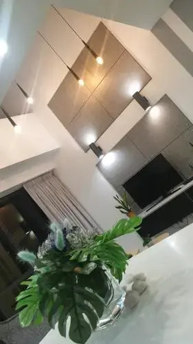 King Studio with Balcony KLCC view M City — 5-Star Luxury Hotel in Kuala Lumpur, Malaysia