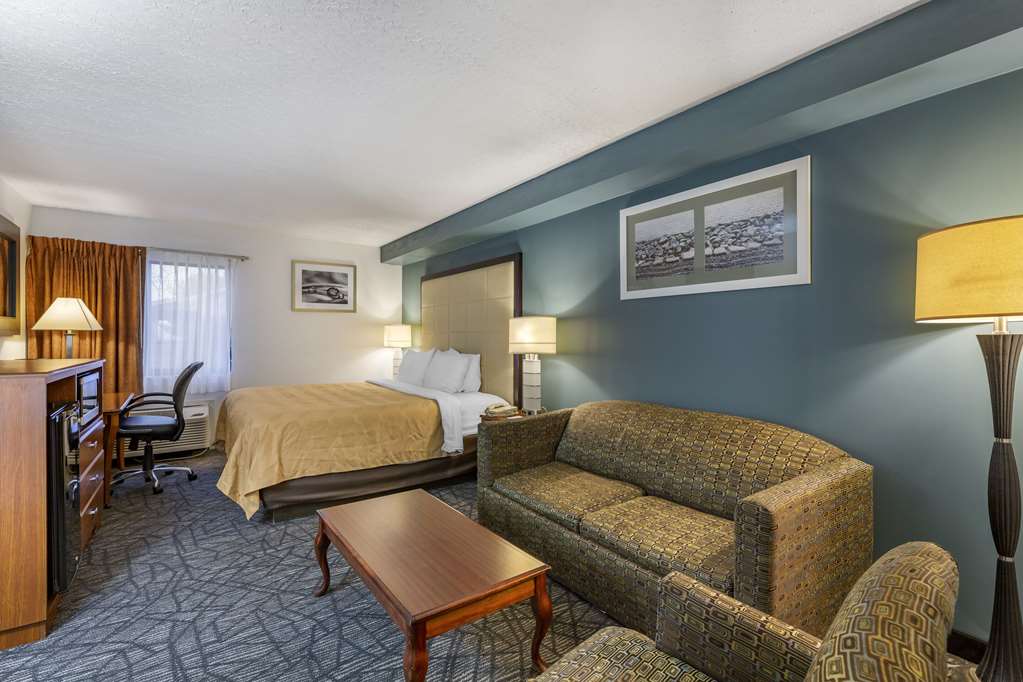 Quality Inn Austintown Youngstown West - photo 13