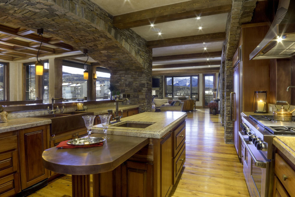See Forever Village At The Peaks - photo 15