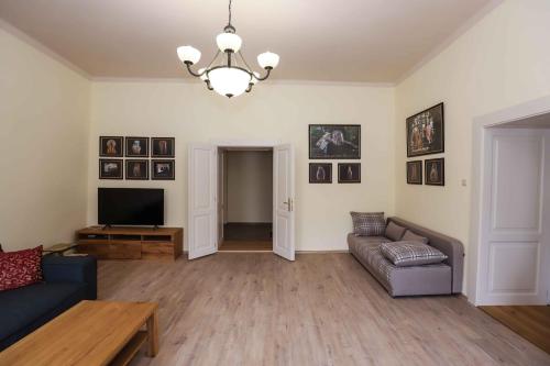 Apartmán Schindlerka — 4-Star Luxury Hotel in Banska Stiavnica, Slovakia