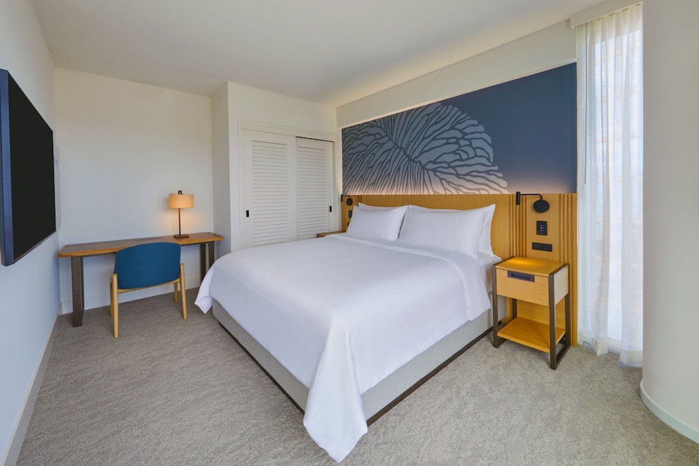 Renaissance Honolulu Hotel & Spa - photo 20