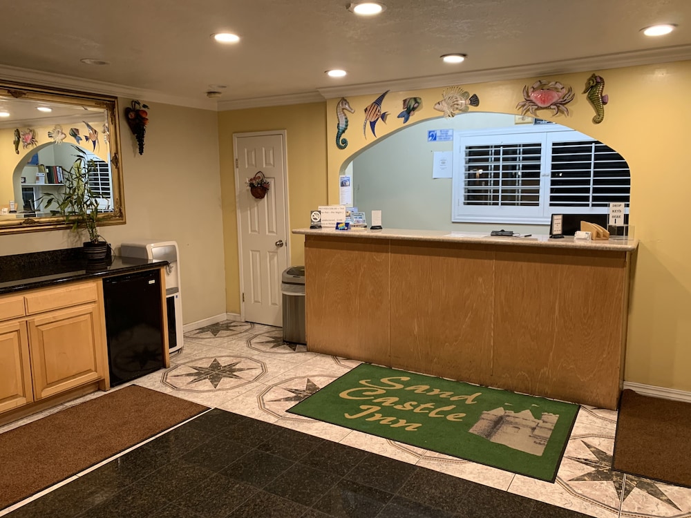 Sand Castle Inn - photo 4