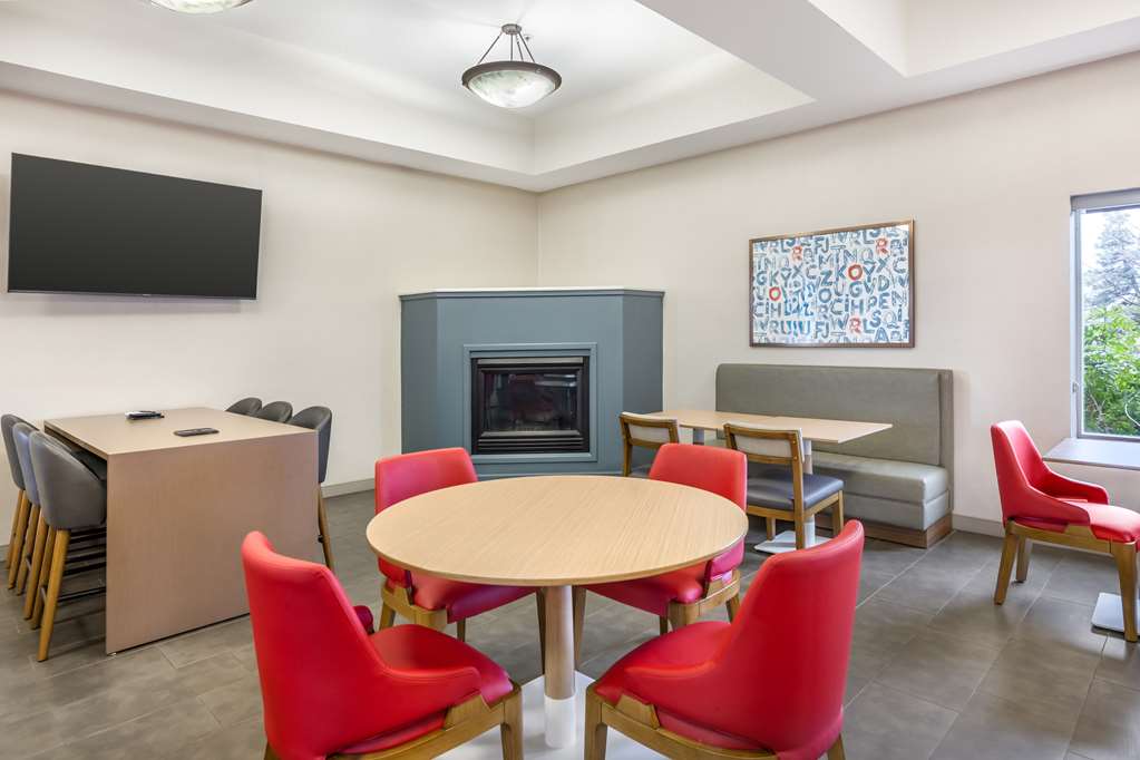 Comfort Suites Redmond Airport - photo 93