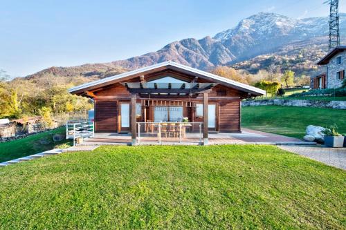 Chalet Inganna — 4-Star Luxury Hotel in Colico Piano, Italy
