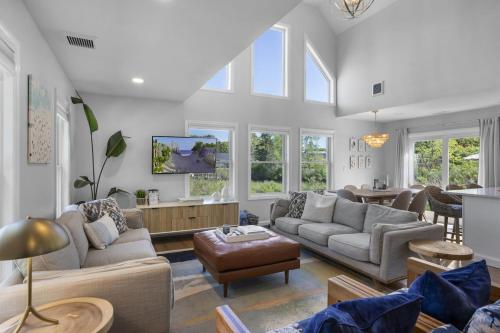NF Wine Country Retreat with Dock — hotel in Southold