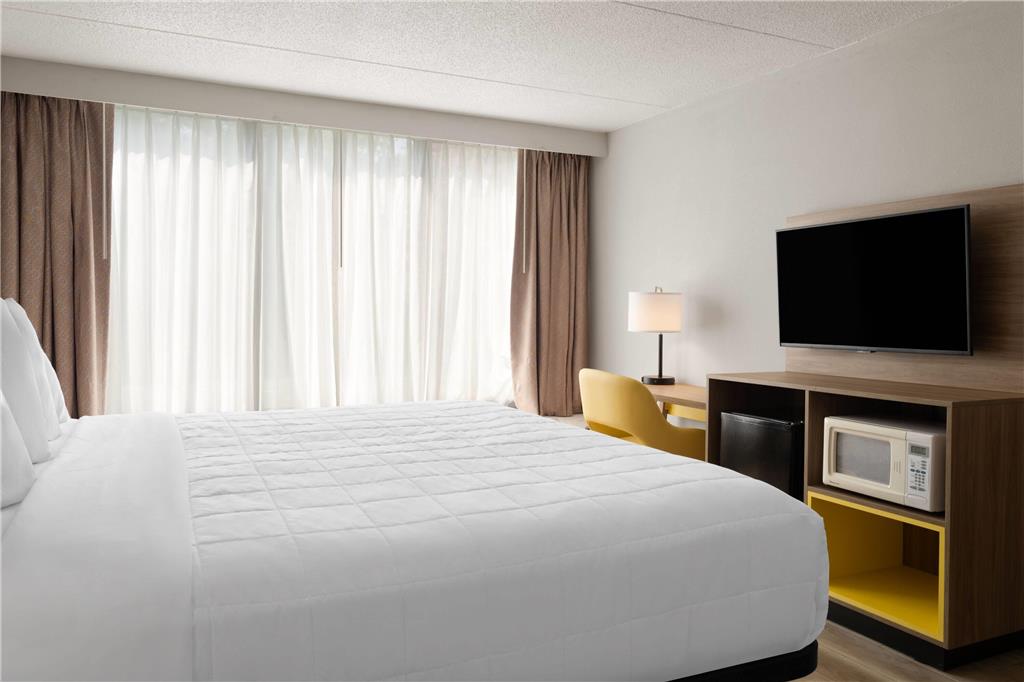 Days Hotel by Wyndham Williamsburg I 64 - photo 28