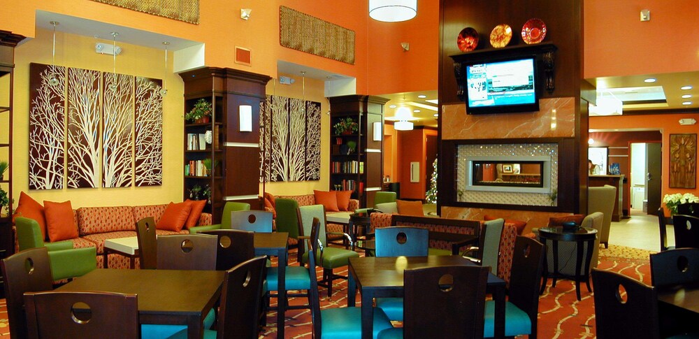 Hampton Inn & Suites Denver Highlands Ranch - photo 2