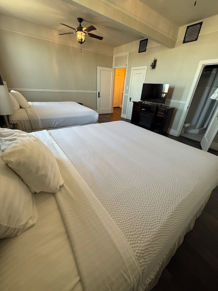 The Gadsden Hotel - photo 26