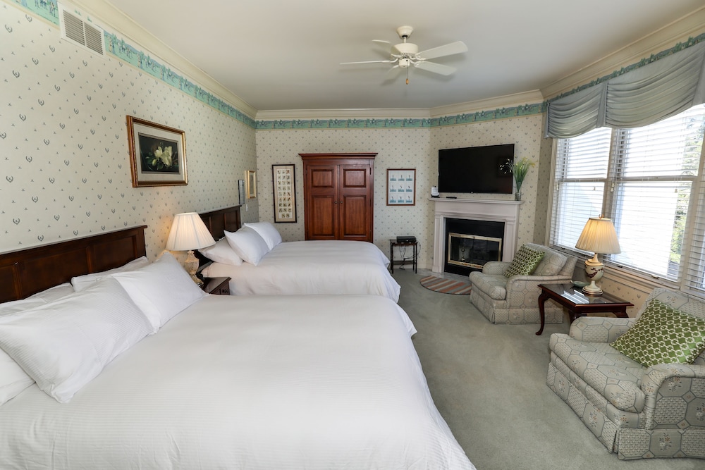 Oakmont Inn - photo 16