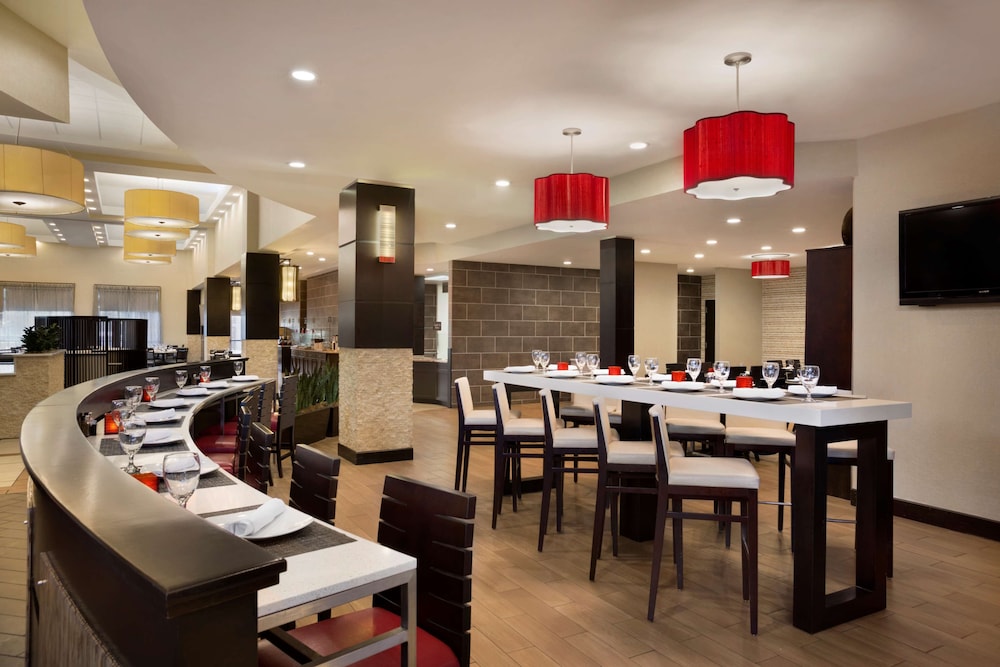 Embassy Suites by Hilton Jackson North Ridgeland - photo 29
