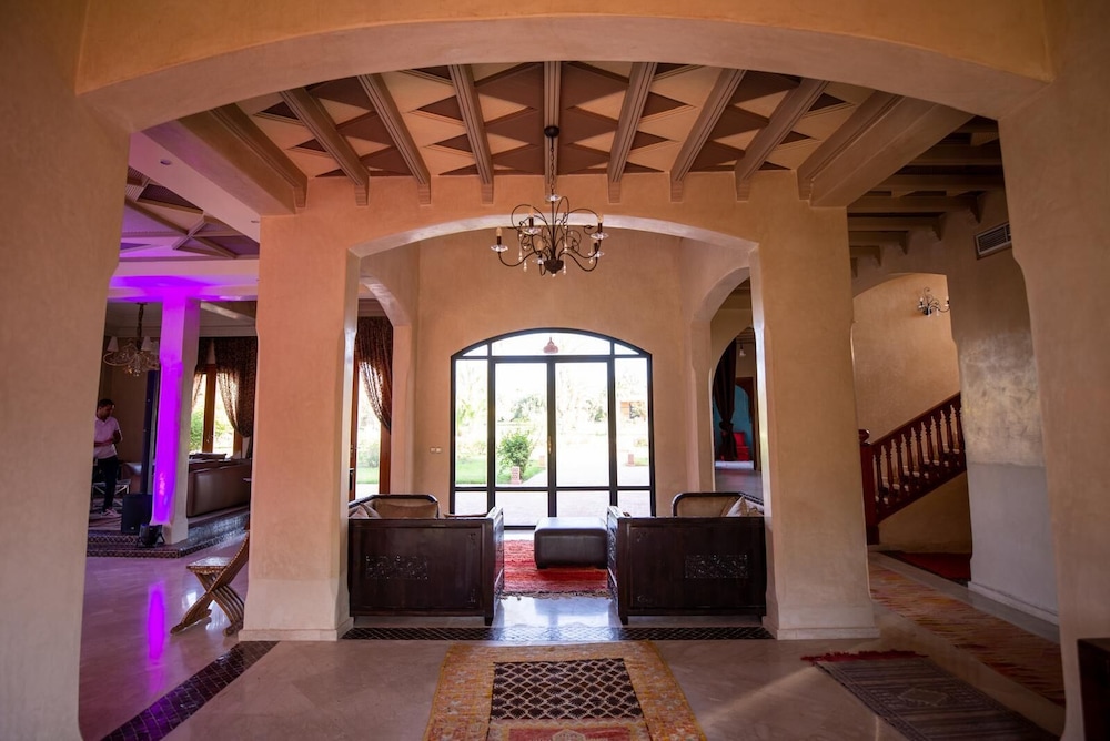 Sascha's Place Oslob — hotel in Looc