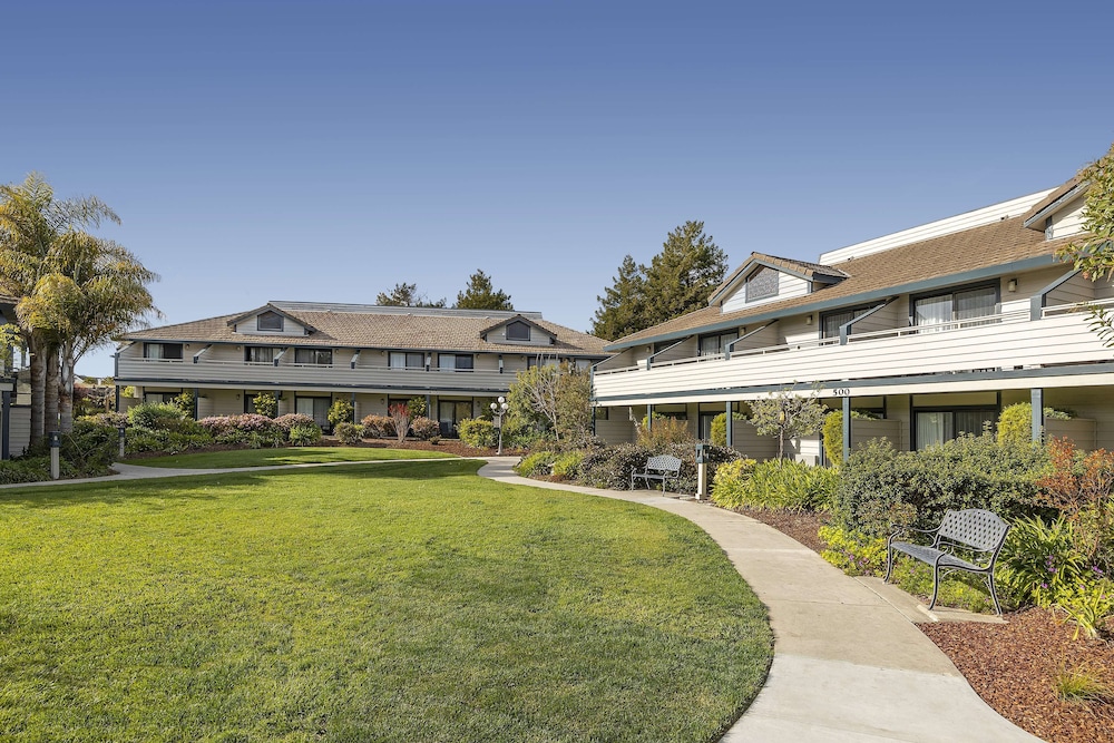 Seacliff Inn Aptos Tapestry Collection by Hilton - photo 80