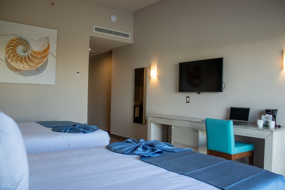 Varali Grand Hotel — Mazatlan — photo 4
