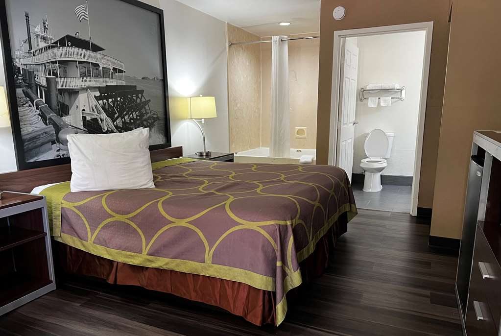 Super 8 by Wyndham Slidell - photo 37
