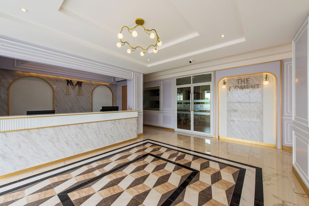 The Moment Hotel — Pathum Thani — photo 2
