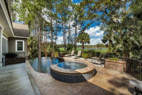 161 Flyway Drive by Akers Ellis Rentals — 4-Star Luxury Hotel in Kiawah Island, United States