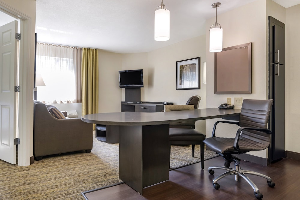 Candlewood Suites Alabaster by IHG - photo 9