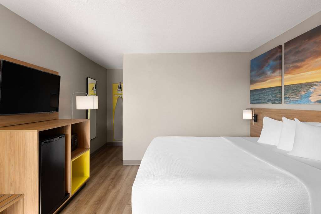 Days Inn by Wyndham Florence Near Civic Center - photo 25