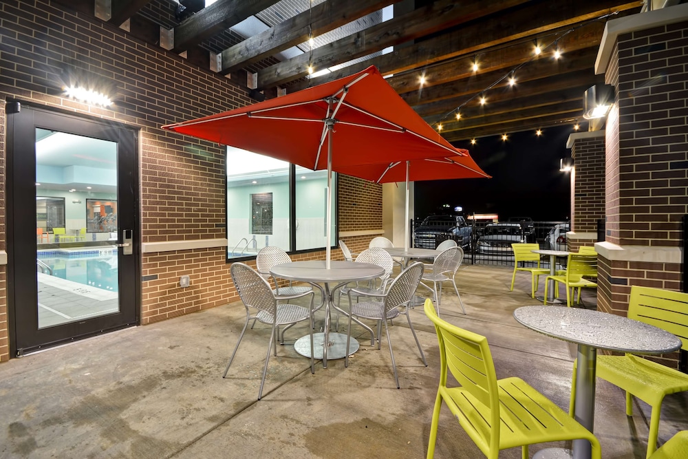 Home2 Suites by Hilton Evansville - photo 32