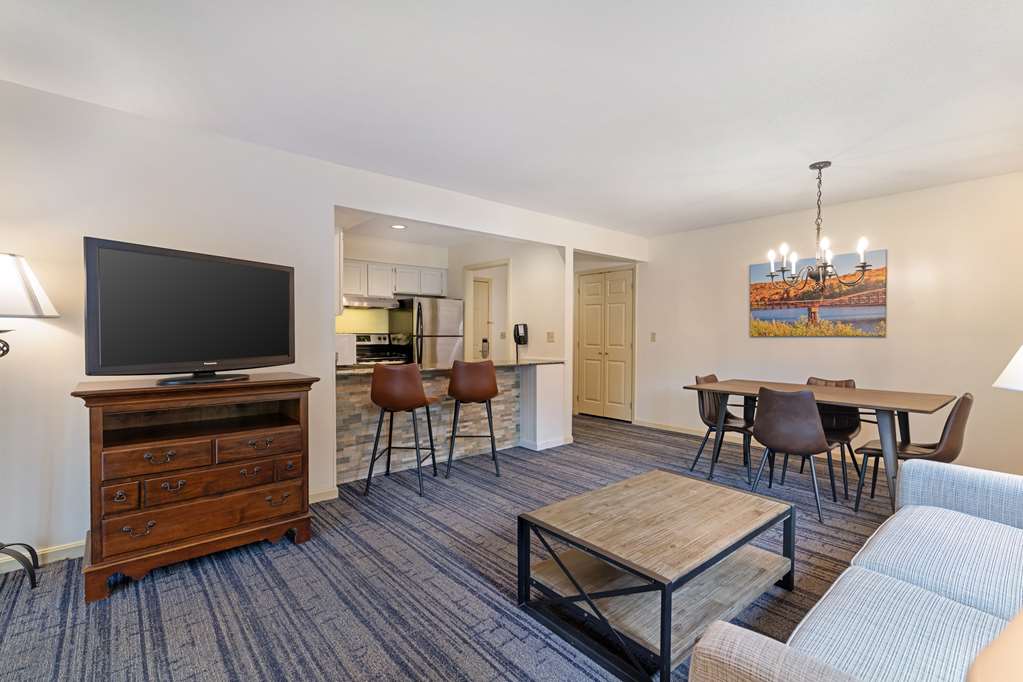Best Western Inn & Suites Rutland Killington - photo 15