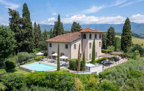 Stunning Home In Terranuova Bracciolini — 5-Star Luxury Hotel in Terranuova Bracciolini, Italy